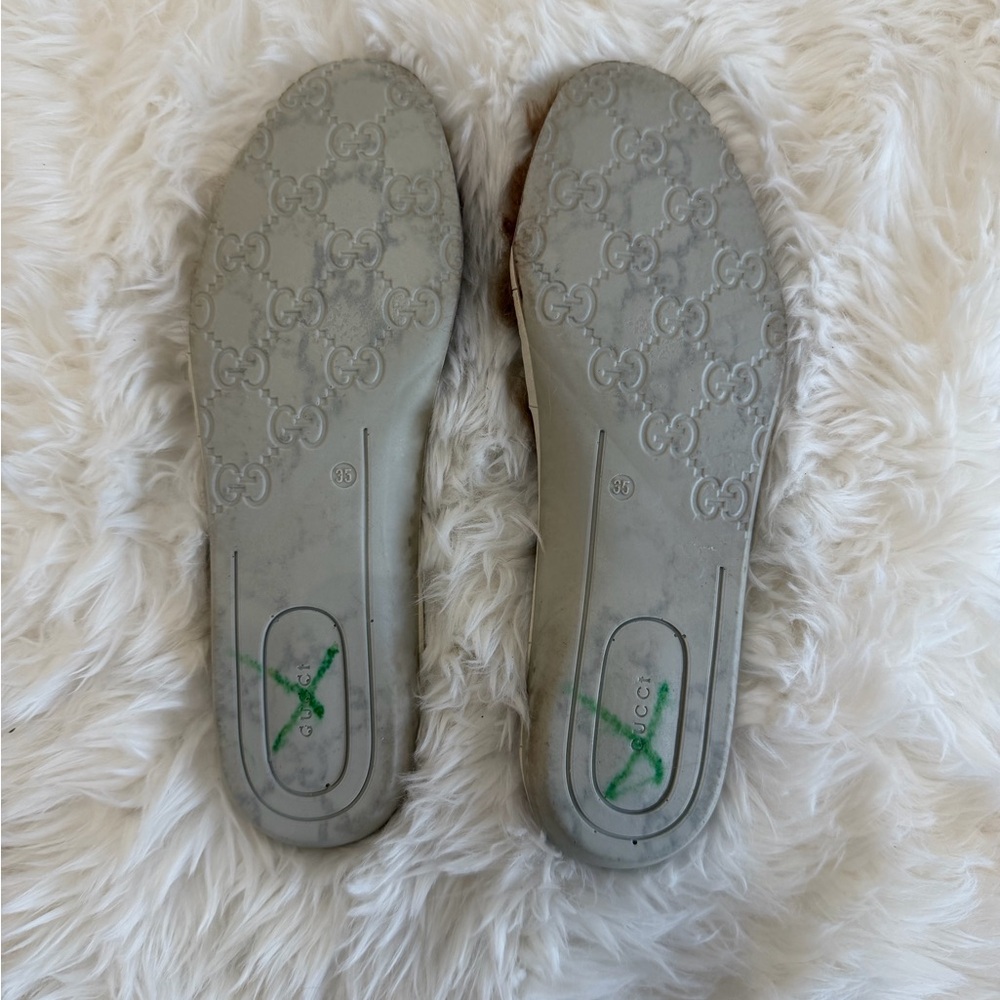 Gucci Ace Embroidered Bee ,Fur-Lined
Sneakers - Size 35 US 5 - Picture 11 of 14